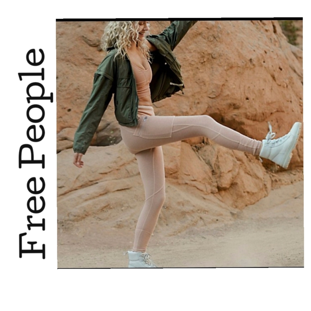 Free People Movement Ziggy Contemporary Leggings in Camo Dust Heather Pink  XS